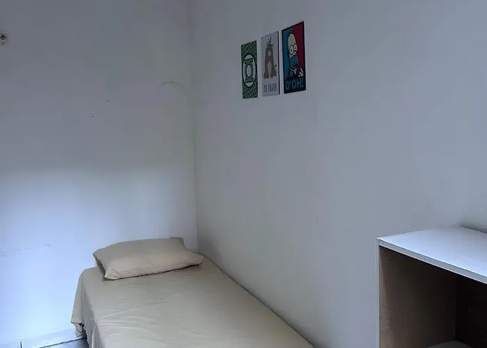 Hostel Proximo A Shopping Total - Rodoviaria - Hosp Presidente Vargas *